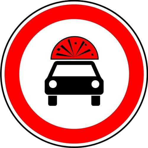 Ndalesë komunikacioni për mjetet që transportojnë eksploziv ose disa materie ndezëse