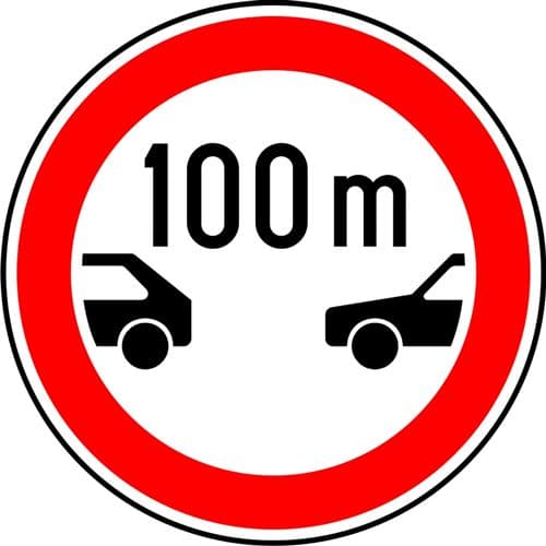Distanca më e vogël ndërmjet automjeteve